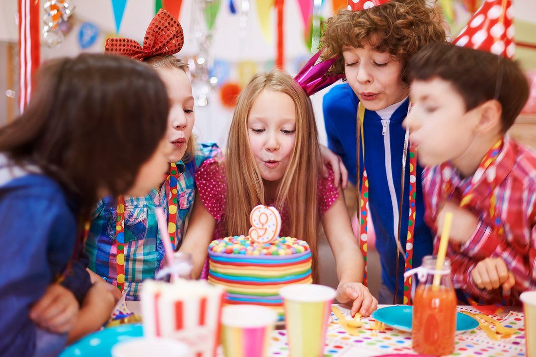 Kindergeburtstag und Geschenkideen für Jungs und Mädchen - Happy Birthday