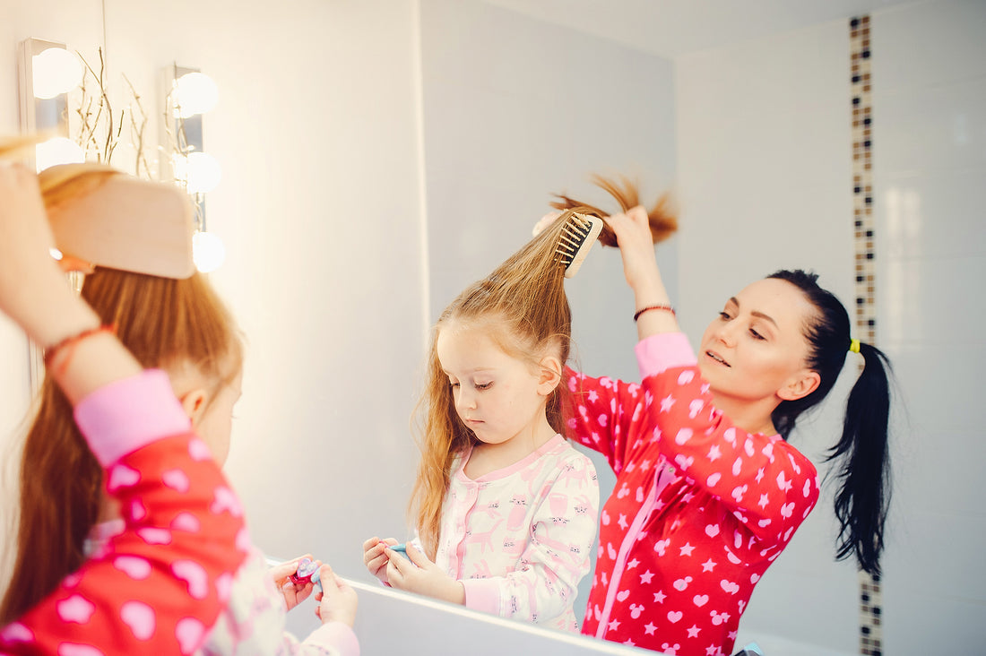 Spülung und Leave-In Conditioner für Kinder bei Knoten in den Haaren